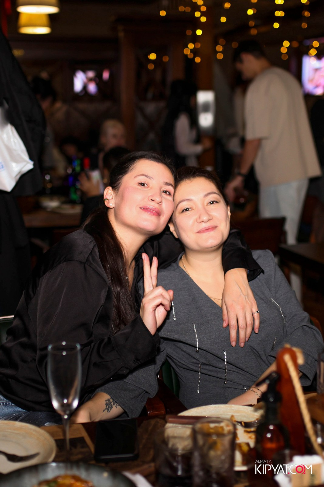 ЖИГУЛИ БАР. КИПЯТКОМ АЛМАТЫ! Фотосъемка мероприятий в Алматы