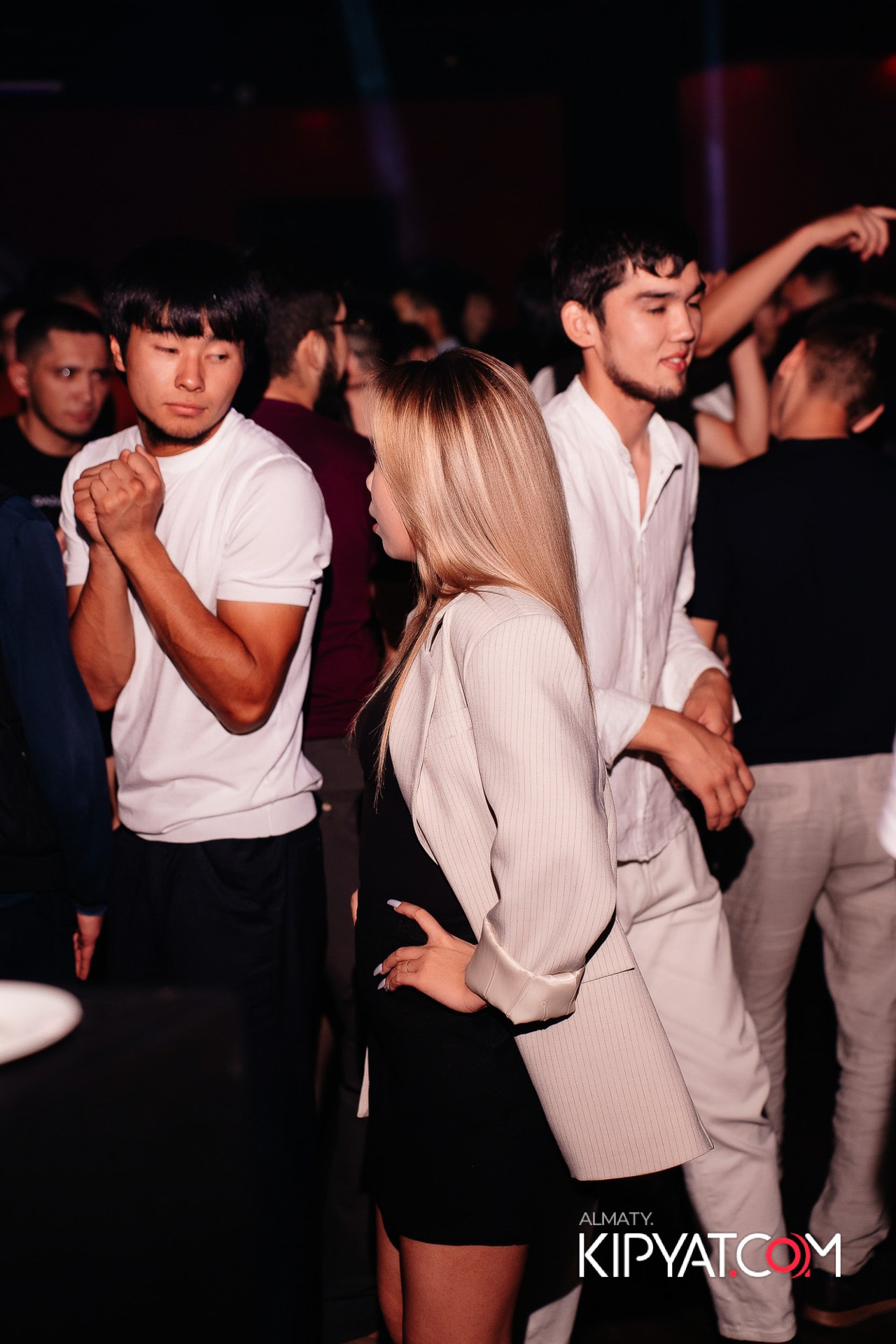 Aragosta. КИПЯТКОМ АЛМАТЫ!