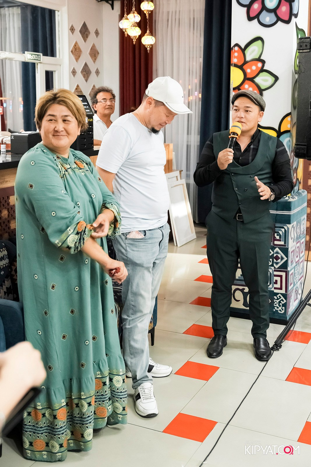 СЕМЕЙНЫЙ РЕСТОРАН BAZAAR. КИПЯТКОМ АЛМАТЫ!