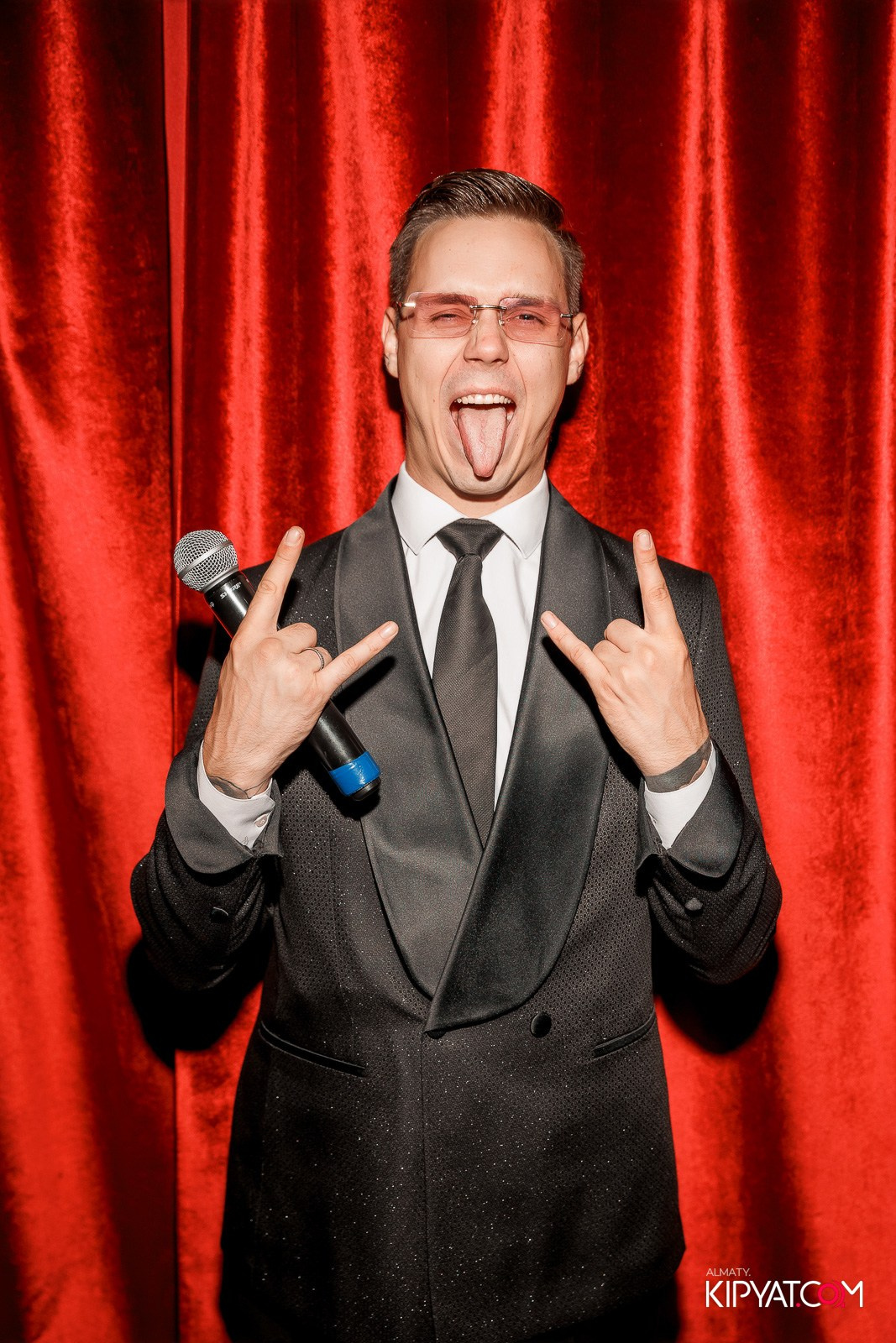 MARUV THE THEATER. КИПЯТКОМ АЛМАТЫ!