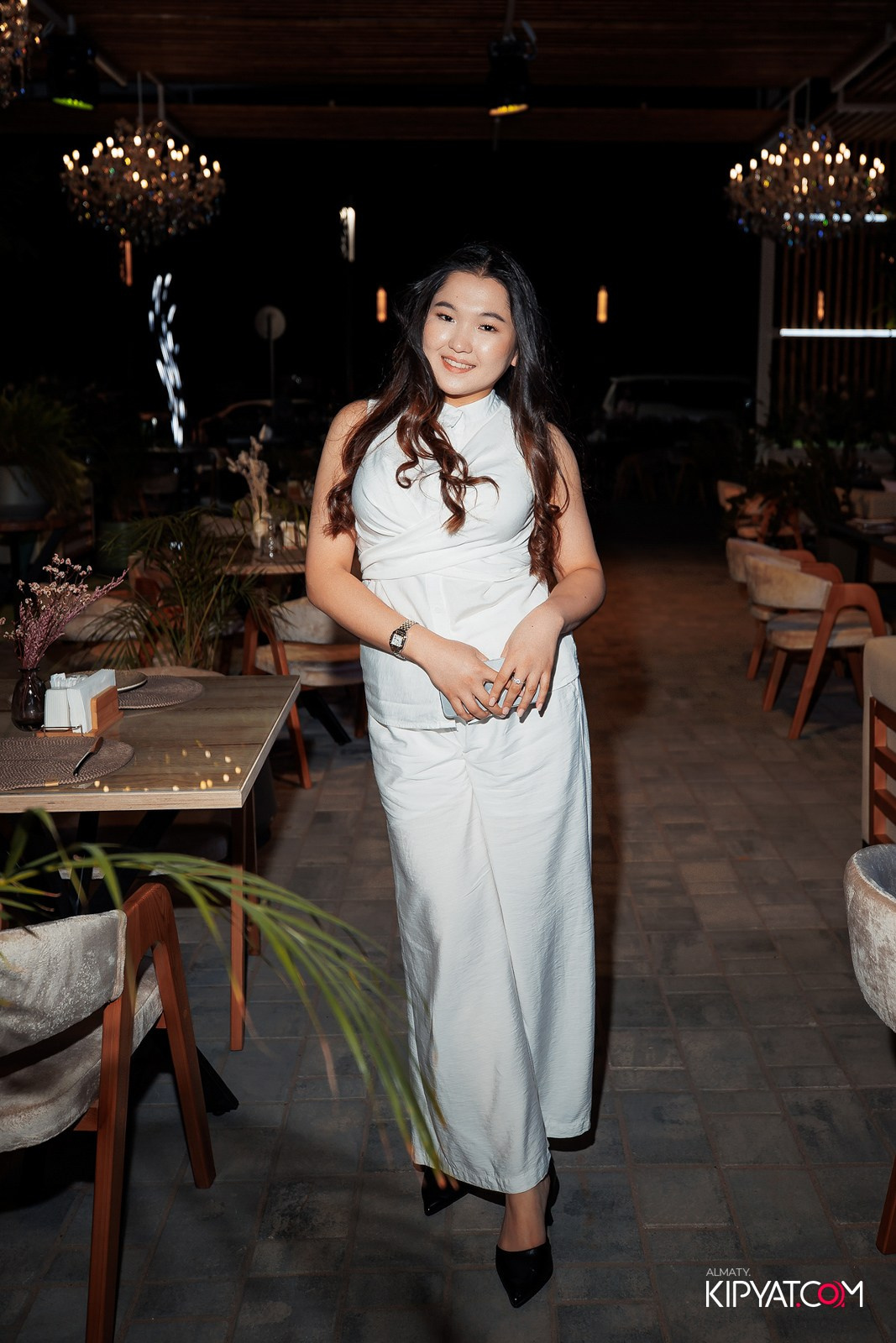 FRIENDS BAR & TERRACE. КИПЯТКОМ АЛМАТЫ!