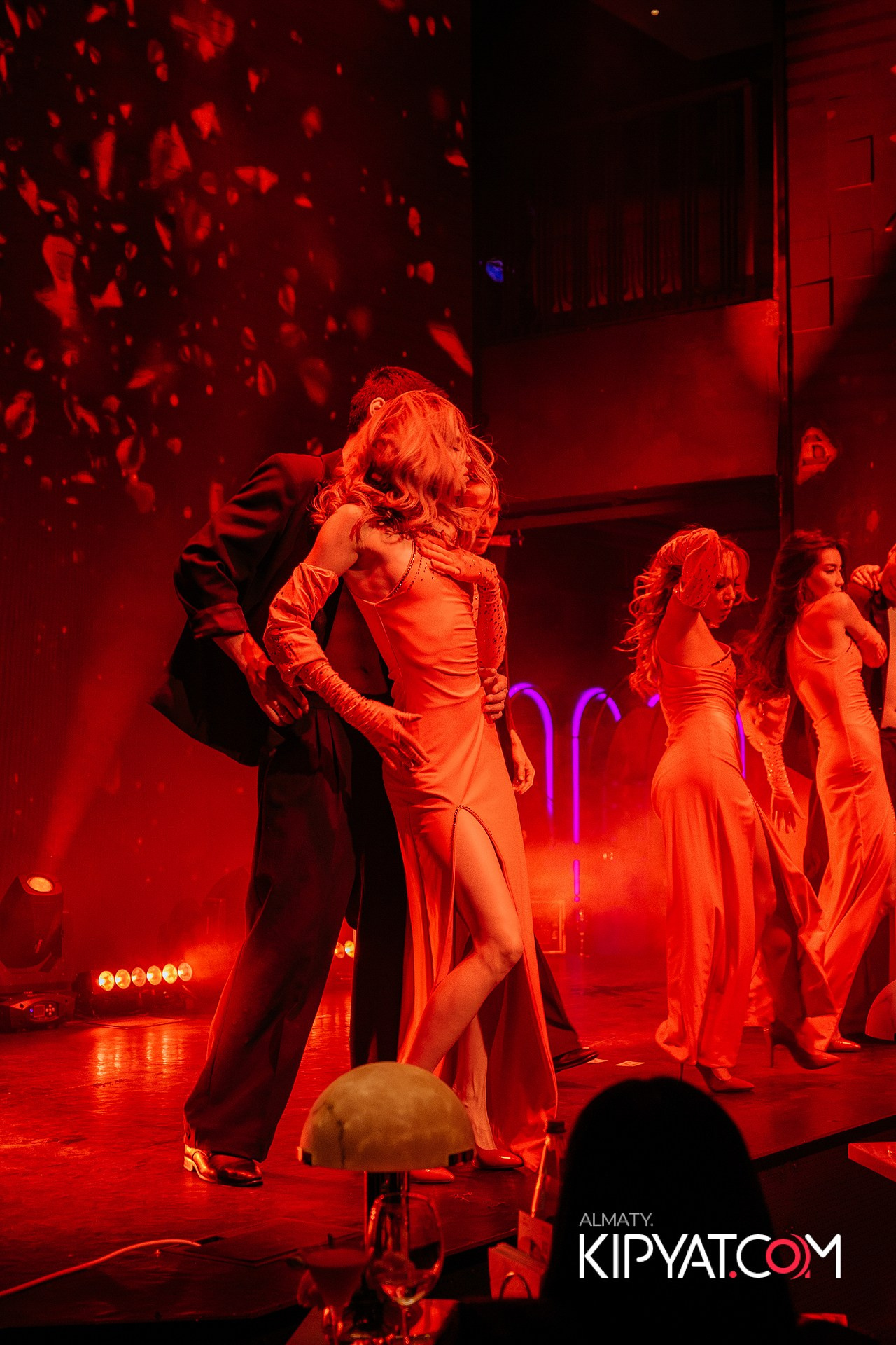 QUEEN. КИПЯТКОМ АЛМАТЫ!