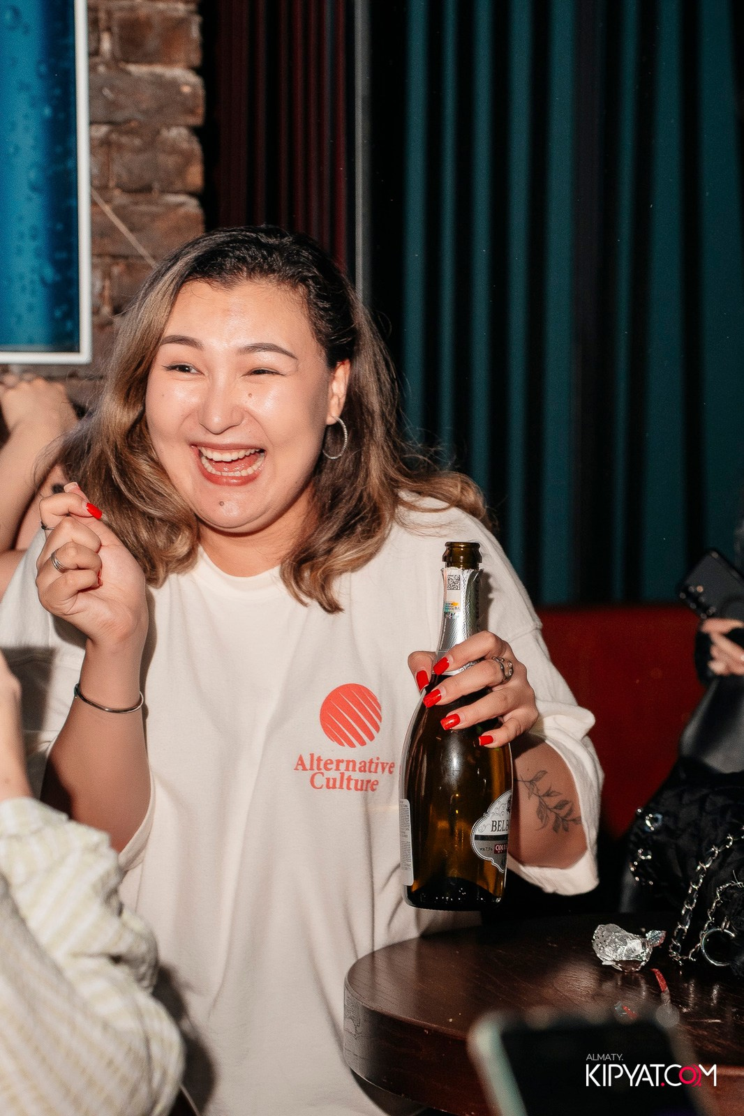 MUNCHEN PUB. КИПЯТКОМ АЛМАТЫ!