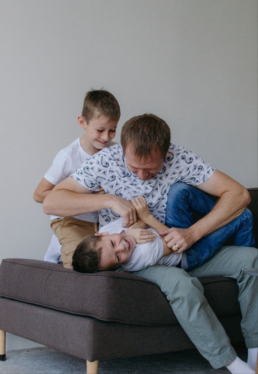 Студийные семейные съемки. Семейный фотограф в Новосибирске Юрк Виктория