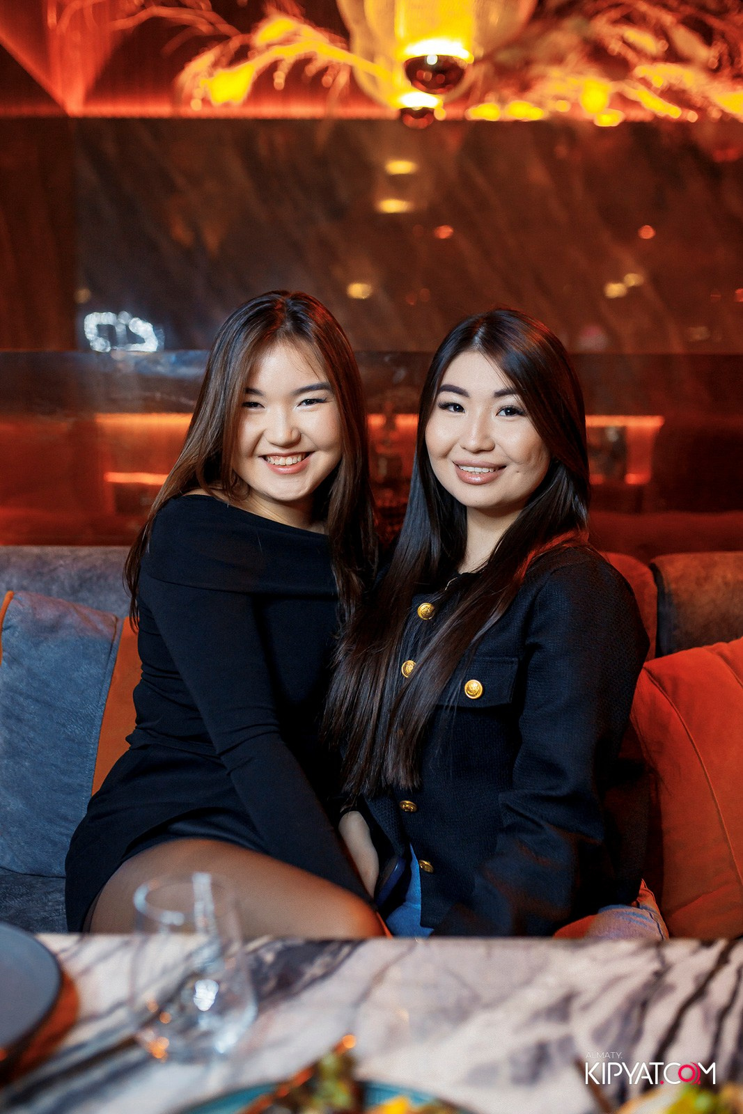 БАР ПАНАЕХАЛИ НА ДОСТЫК. КИПЯТКОМ АЛМАТЫ! Фотосъемка мероприятий в Алматы