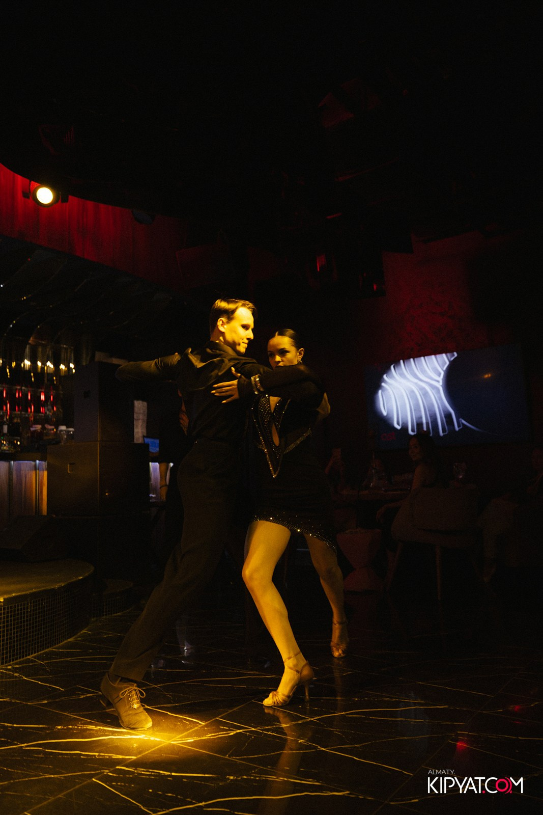 MOOD KARAOKE & TERRACE. КИПЯТКОМ АЛМАТЫ!