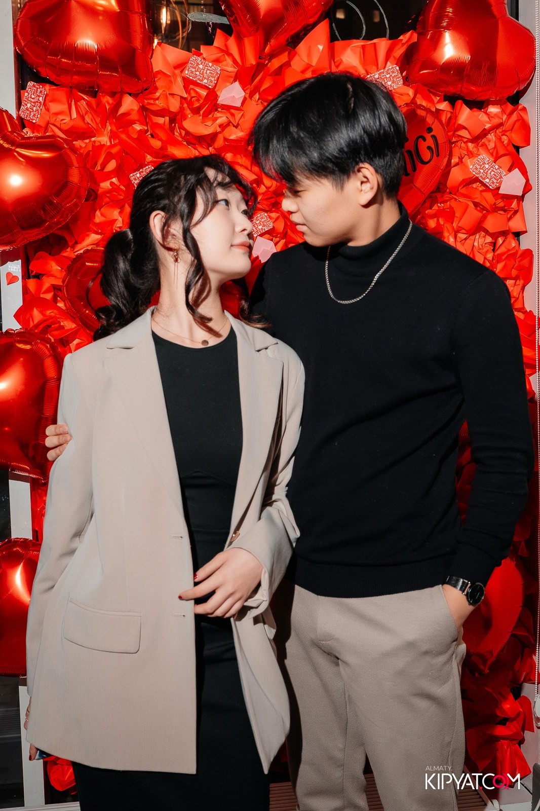 ДЕНЬ СВ.ВАЛЕНТИНА В РЕСТОРАНЕ AMICI. КИПЯТКОМ АЛМАТЫ!