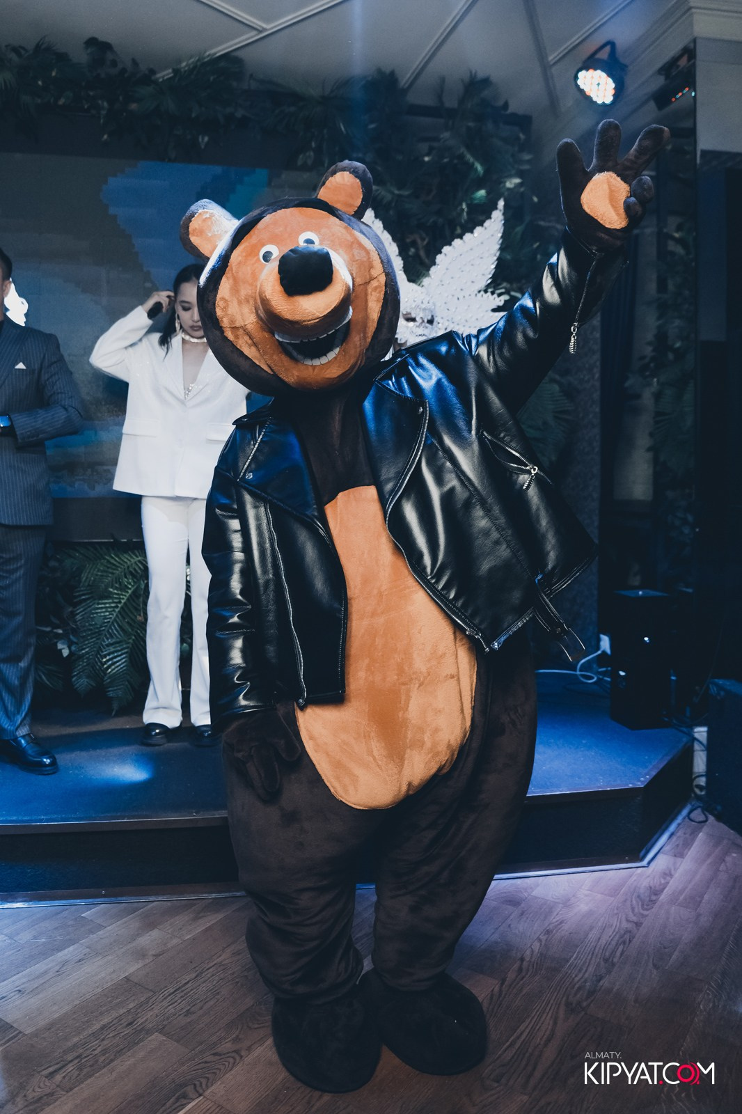 УХО И МЕДВЕДЬ НА КУРМАНГАЗЫ. КИПЯТКОМ АЛМАТЫ!