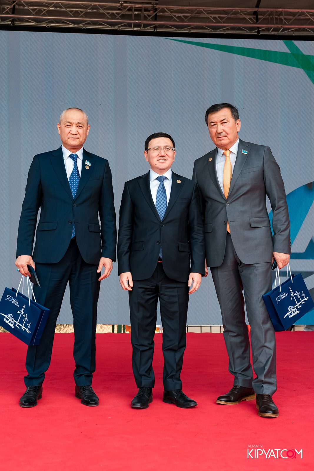 50 ЛЕТ — АЛМАТИНСКИЙ УНИВЕРСИТЕТ ЭНЕРГЕТИКИ И СВЯЗИ. КИПЯТКОМ АЛМАТЫ!