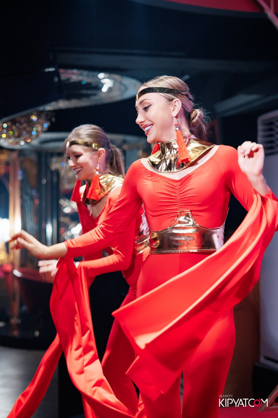 ЗАЯ, НА БИС. КИПЯТКОМ АЛМАТЫ!