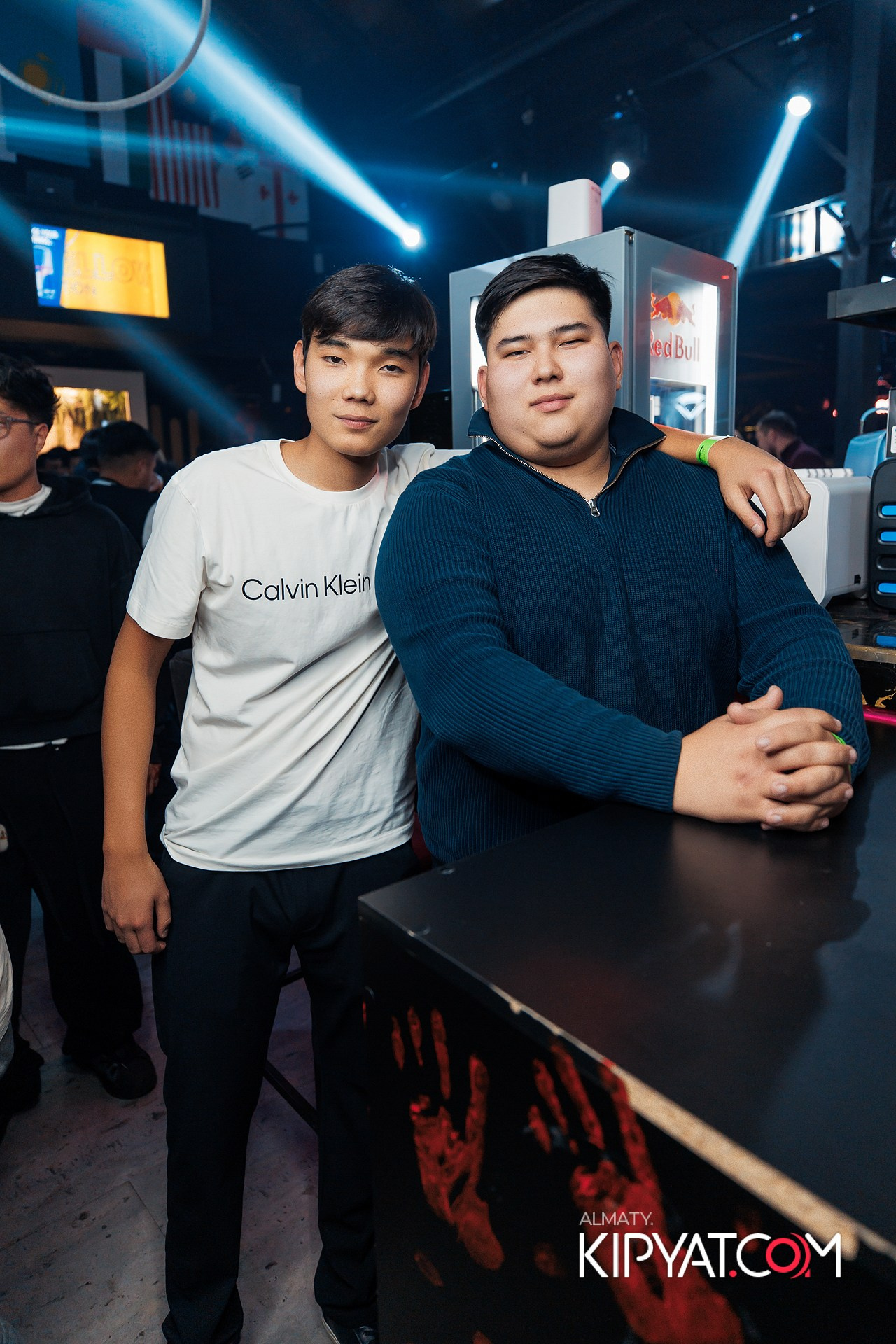 BANGLAROAD BAR SPECIAL GUEST: ASIK. КИПЯТКОМ АЛМАТЫ!