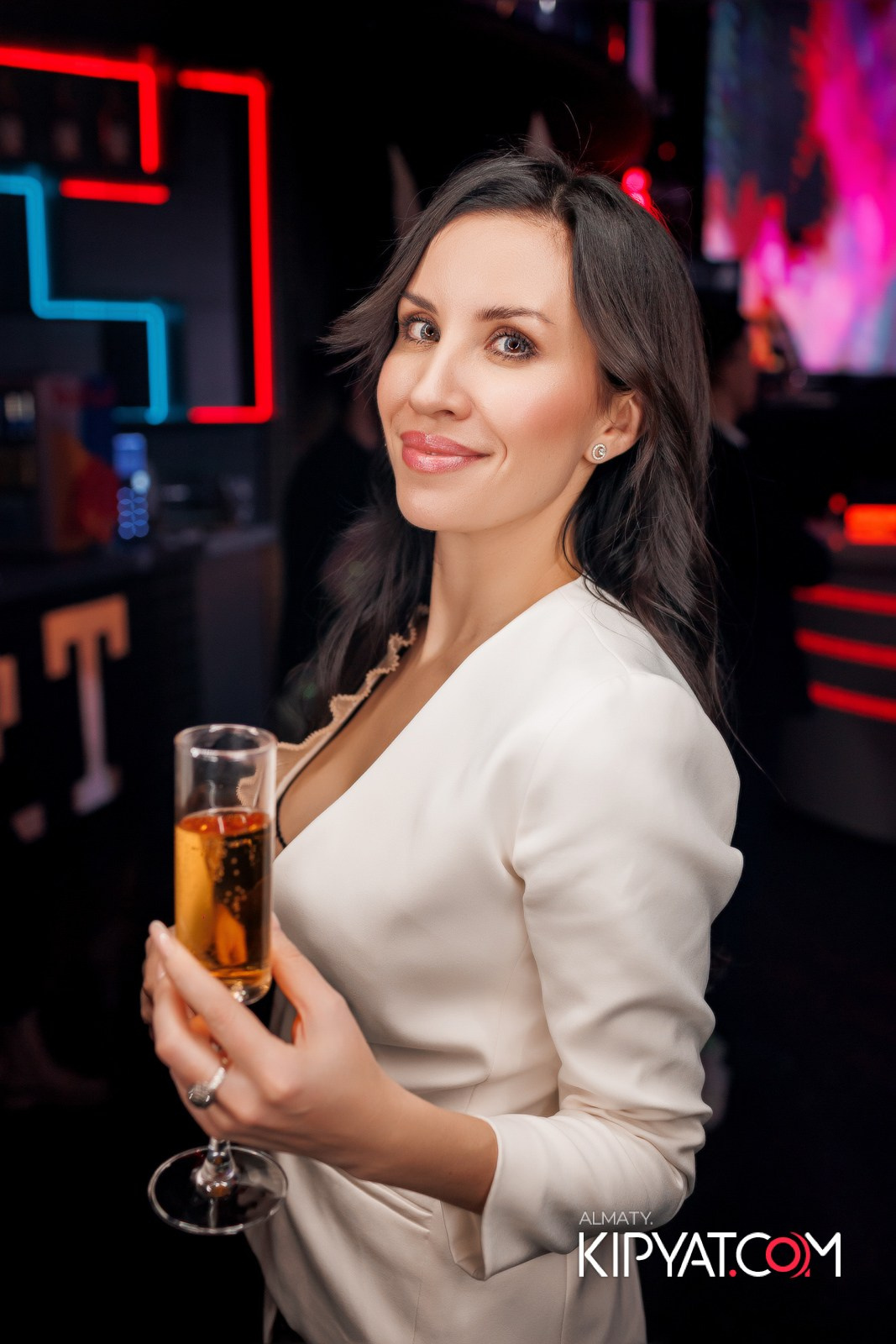 SANTA BARBARA — МЮЗИКЛ ДЖУЛИЯ. КИПЯТКОМ АЛМАТЫ!