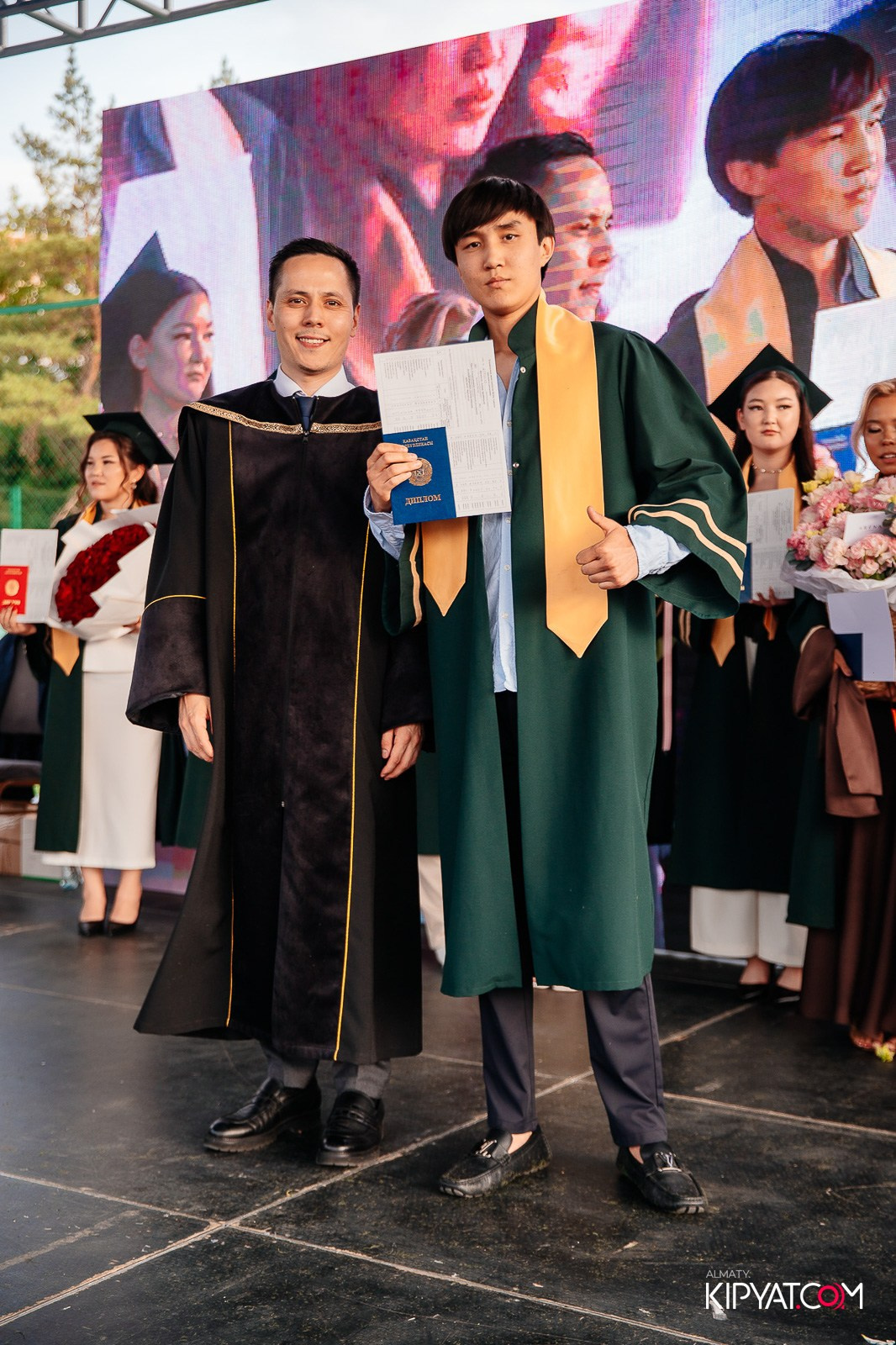 ВРУЧЕНИЕ ДИПЛОМОВ — НАРХОЗ КОЛЛЕДЖ. Part 3. КИПЯТКОМ АЛМАТЫ!