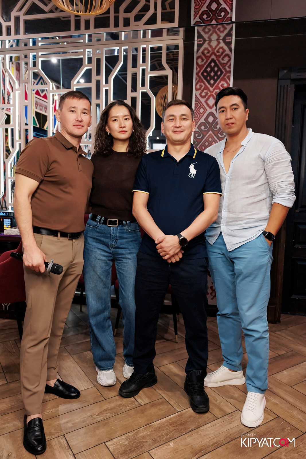 ЗАЯ, НА БИС. КИПЯТКОМ АЛМАТЫ!