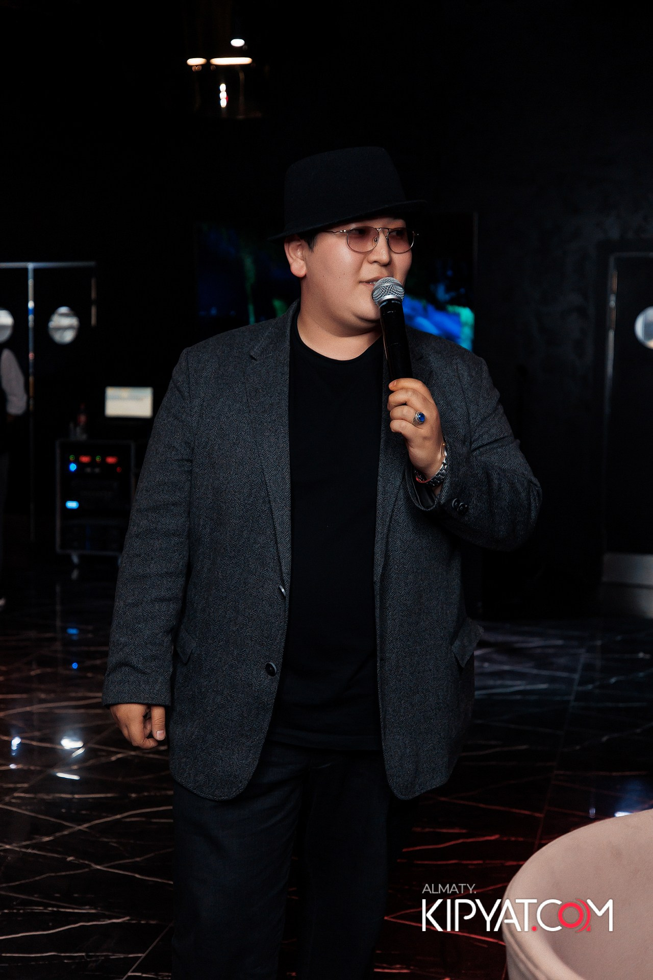 MOOD KARAOKE & TERRACE. КИПЯТКОМ АЛМАТЫ!