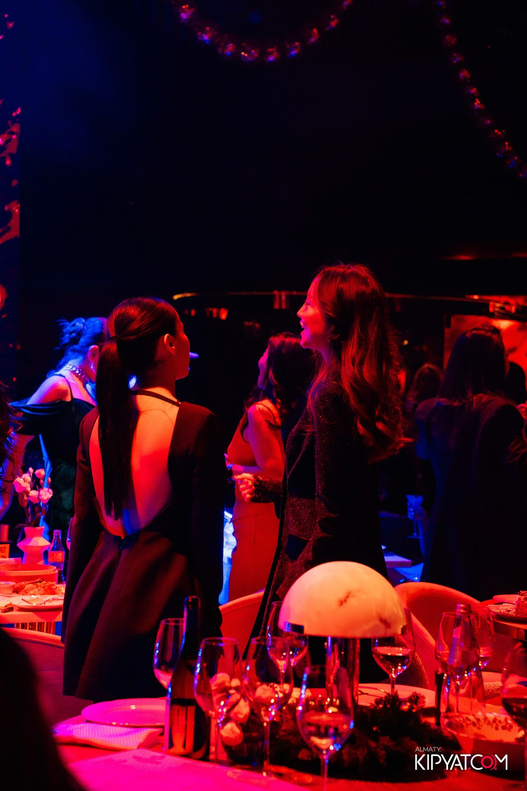 QUEEN. КИПЯТКОМ АЛМАТЫ!