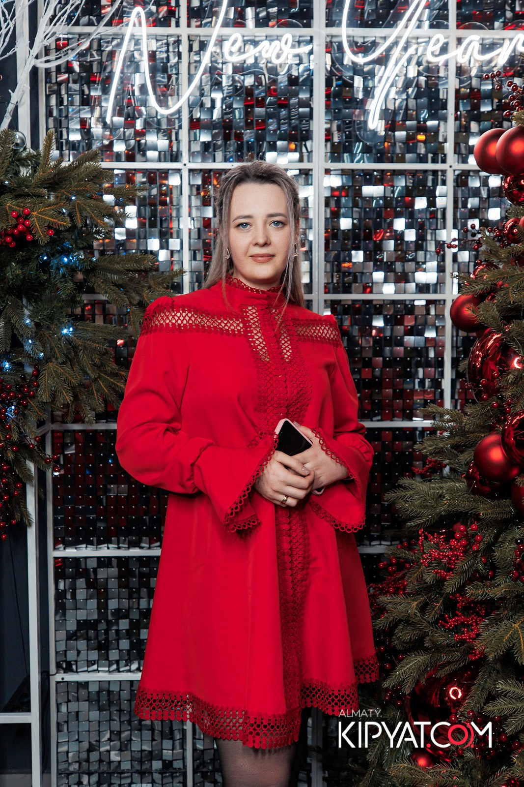 FRIENDS BAR & TERRACE. КИПЯТКОМ АЛМАТЫ!