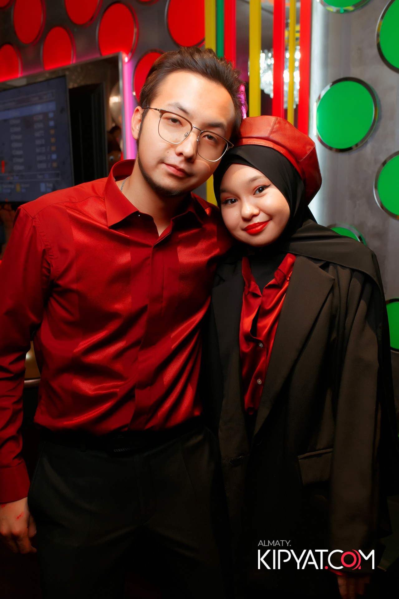 УХО И МЕДВЕДЬ НА САИНА. КИПЯТКОМ АЛМАТЫ!