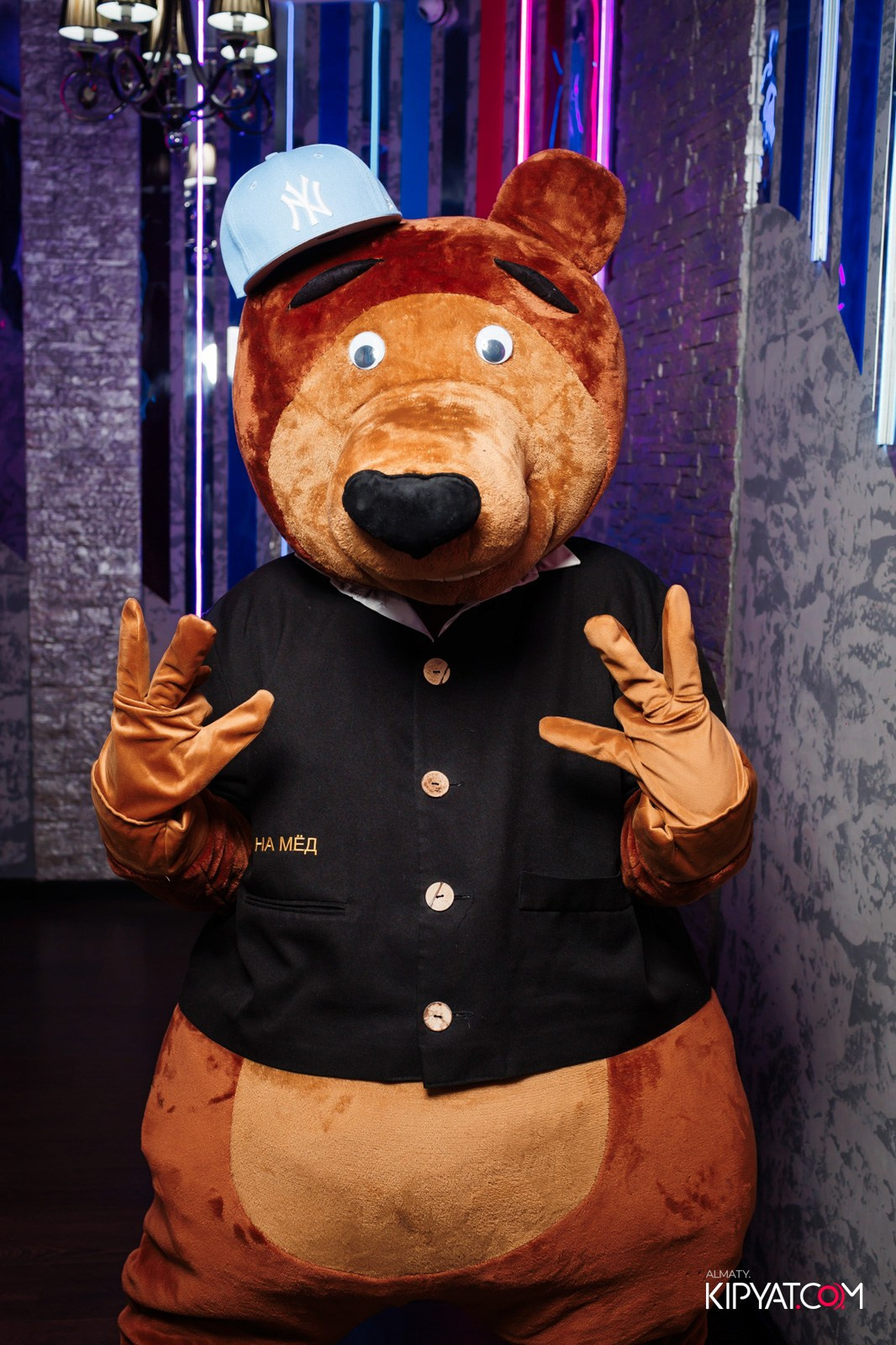 УХО И МЕДВЕДЬ НА ГАГАРИНА. КИПЯТКОМ АЛМАТЫ!