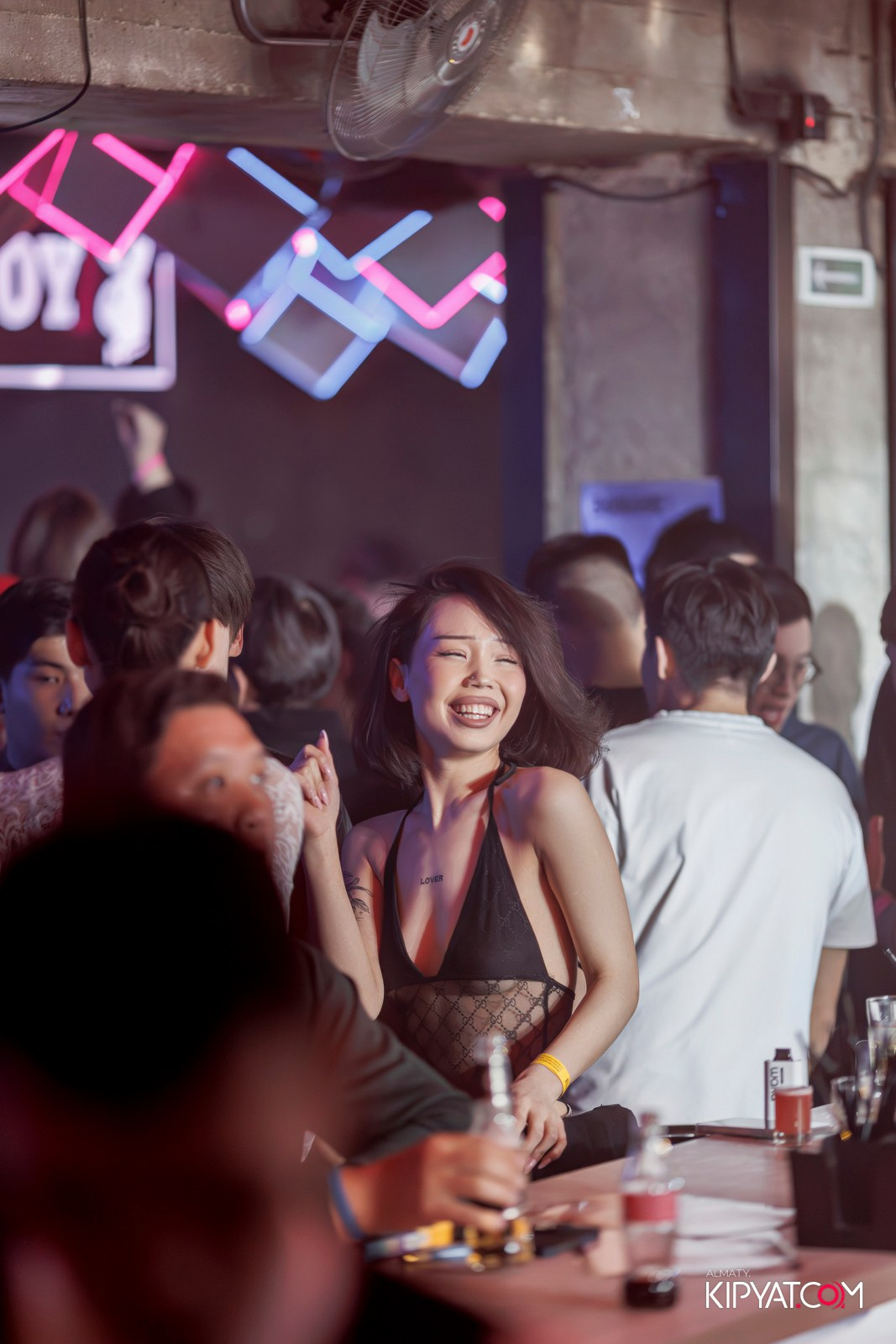 BHB. КИПЯТКОМ АЛМАТЫ!