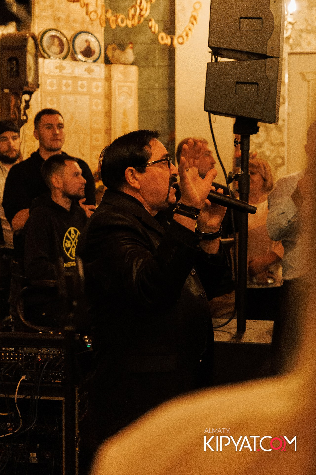 РЕСТОРАН «МАРЬИНА РОЩА». КИПЯТКОМ АЛМАТЫ!