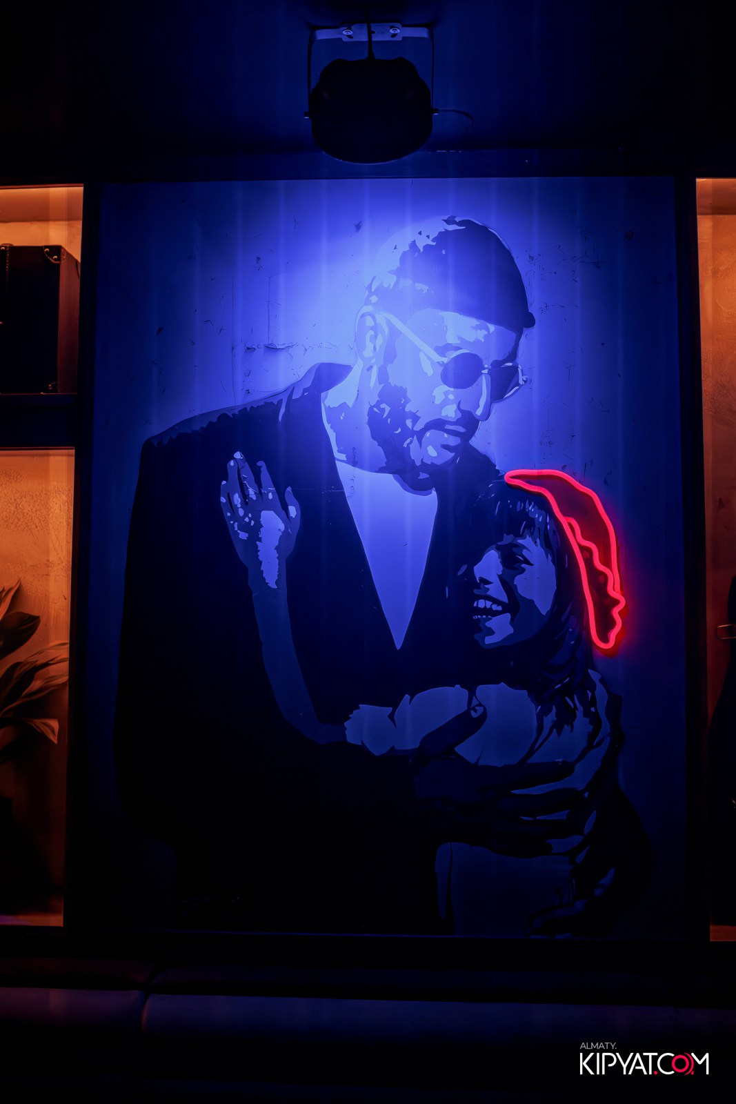 SANTA RAVE В НОЧНОМ КЛУБЕ SANTA BARBARA. КИПЯТКОМ АЛМАТЫ!