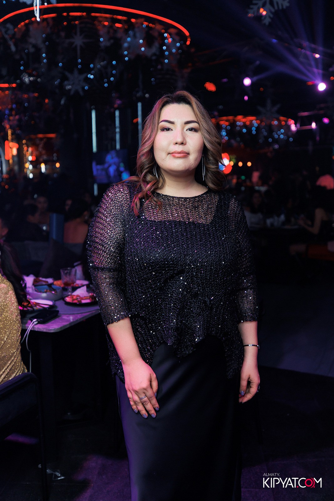 FRIENDS BAR & TERRACE. КИПЯТКОМ АЛМАТЫ!