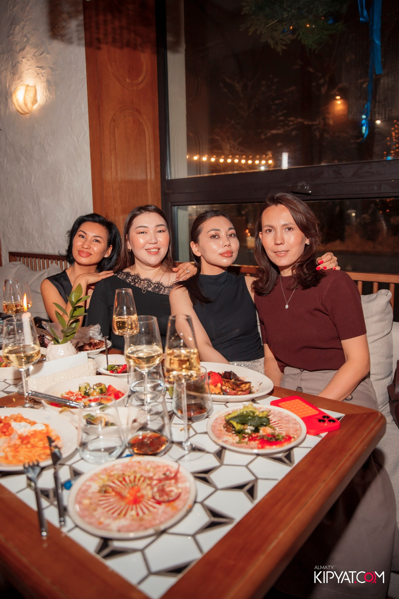 ASIA NEO BISTRO ABYLAI KHAN. КИПЯТКОМ АЛМАТЫ! Фотосъемка мероприятий в Алматы