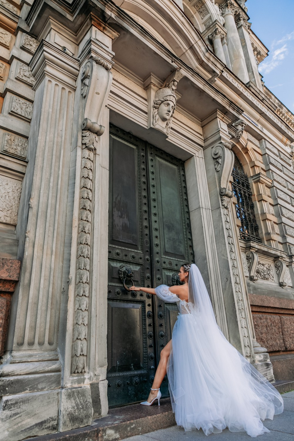 Свадебный фотограф в Санкт Петербурге, Москве. Фотограф крещение венчание в Петербурге! Помогает подобрать храм и посоветовал душевного батюшку в СПб