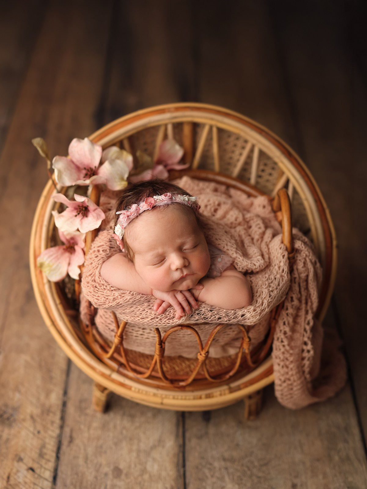 Newborn. Фотограф новорождённых в Казани Нейля Гильмутдинова ньюборн