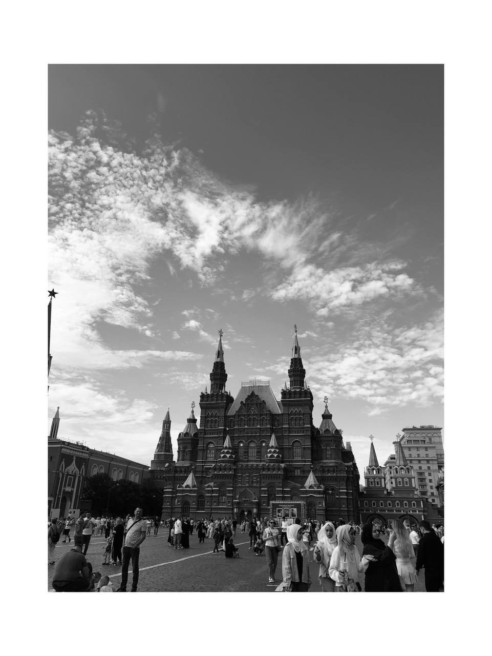 24.08.2024 // Фотопрогулка с Гагиком Егиазаряном. Фотовыставки serebro.gallery, в которых автором можешь стать ты! | Москва