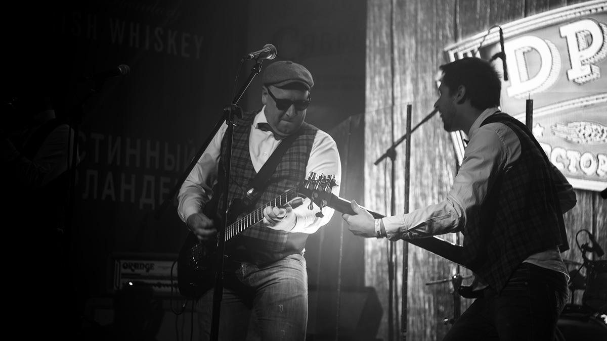 Cover-band Hit-Parad. Фотограф в Батуми Павел Шарников