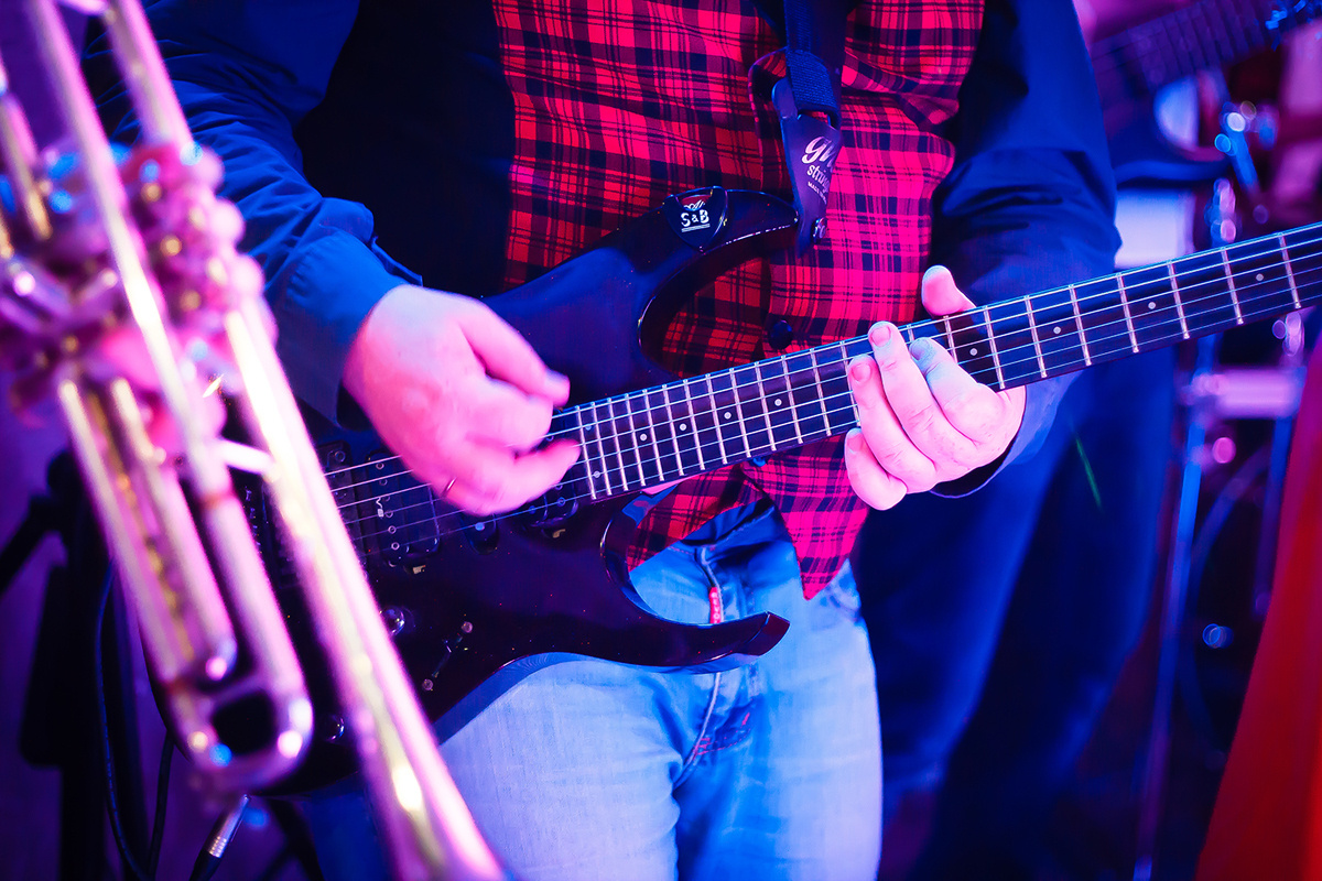 Cover-band Hit-Parad. Фотограф в Батуми Павел Шарников