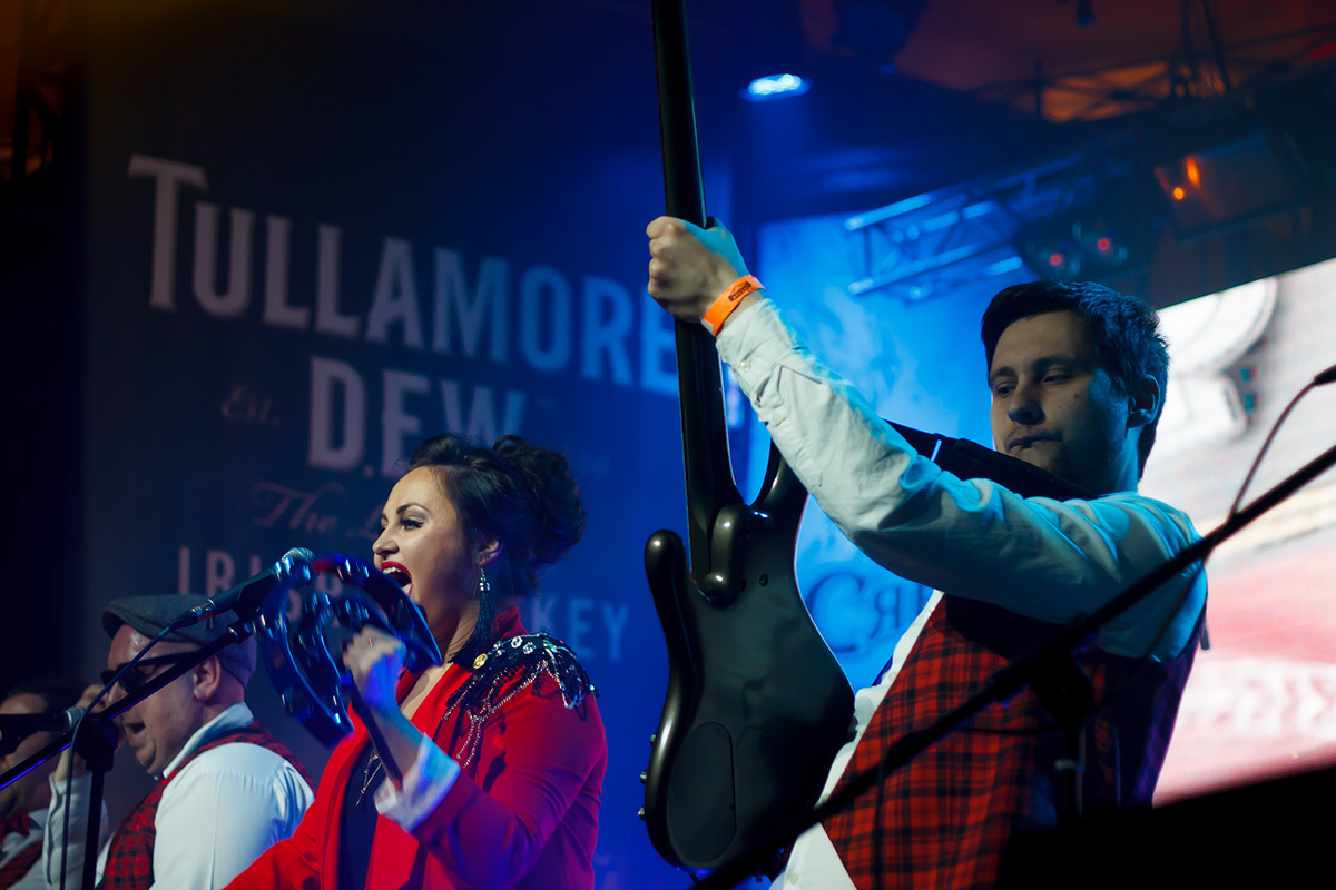 Cover-band Hit-Parad. Фотограф в Батуми Павел Шарников