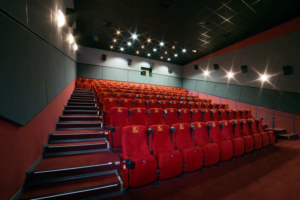 Рекламный фотограф в Санкт-Петербурге. Интерьерная фотосъемка. Фотограф Сергей Пушкин. СПб. Фото для сайтов и полиграфии. Сотрудничество агенства. Фотосъемка ресторанов, арт-пространств и частных помещений. Photographer  in Saint-Petersburg, Russia.