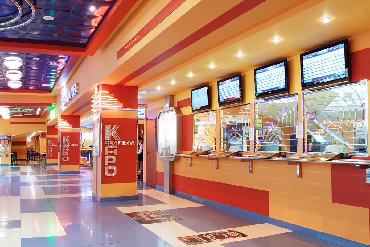 Рекламный фотограф в Санкт-Петербурге. Интерьерная фотосъемка. Фотограф Сергей Пушкин. СПб. Фото для сайтов и полиграфии. Сотрудничество агенства. Фотосъемка ресторанов, арт-пространств и частных помещений. Photographer  in Saint-Petersburg, Russia.