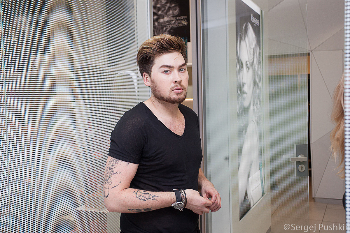 Профессиональный репортажный фотограф на выставки, презентации и другие светские мероприятия, в Санкт-Петербурге. Репортажный фотограф в Санкт-Петербурге. Профессиональная фотосъёмка мероприятий. Фотограф на презентацию и промоакцию. Фотограф на мастер-класс. Корпоративный фотограф. Профессиональный фотограф на выставку. Репортажная съёмка, качественно. Светский репортаж. Индустрия красоты.