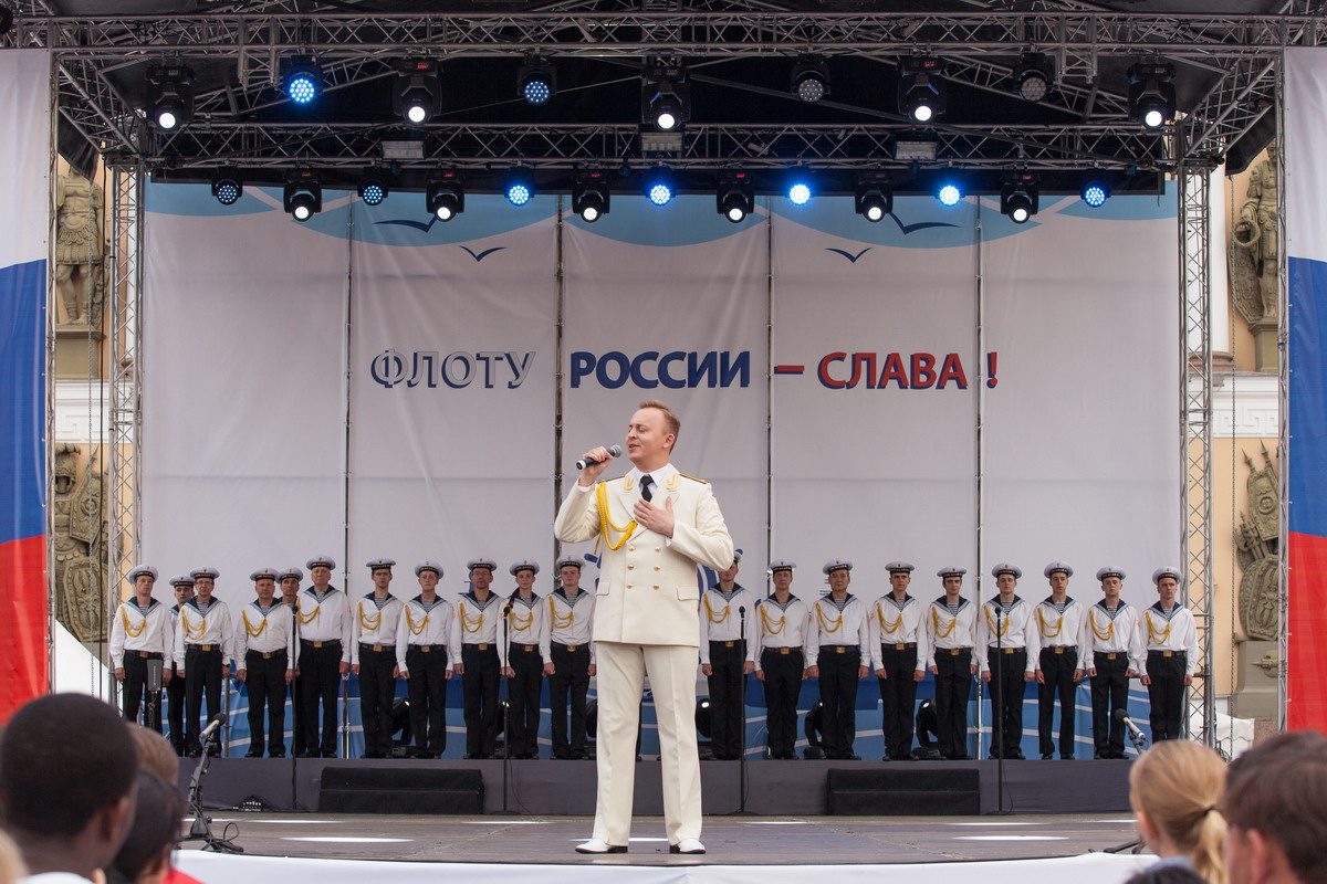 Профессиональный репортажный фотограф на концерты, фестивали и праздничные мероприятия в Санкт-Петербурге и области.