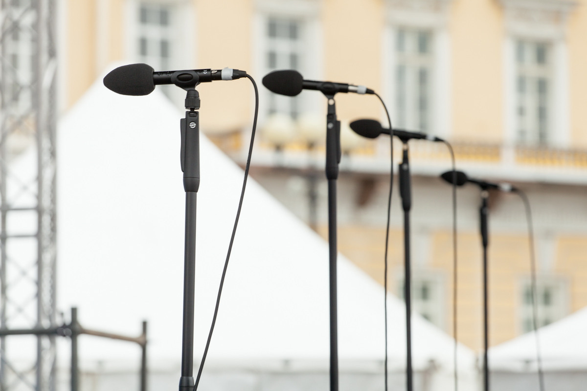 Профессиональный репортажный фотограф на концерты, фестивали и праздничные мероприятия в Санкт-Петербурге и области.