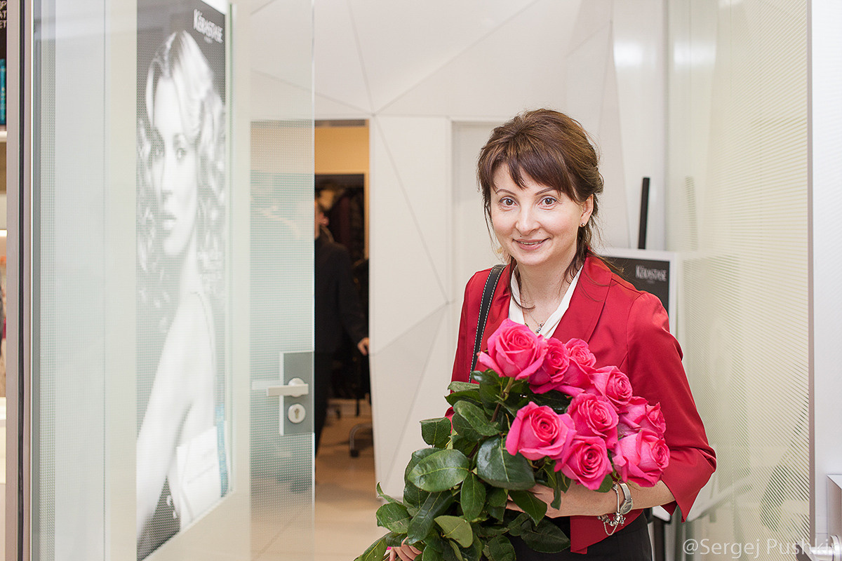 Профессиональный репортажный фотограф на выставки, презентации и другие светские мероприятия, в Санкт-Петербурге. Репортажный фотограф в Санкт-Петербурге. Профессиональная фотосъёмка мероприятий. Фотограф на презентацию и промоакцию. Фотограф на мастер-класс. Корпоративный фотограф. Профессиональный фотограф на выставку. Репортажная съёмка, качественно. Светский репортаж. Индустрия красоты.