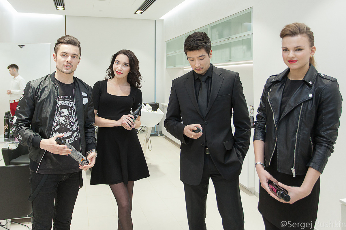 Профессиональный репортажный фотограф на выставки, презентации и другие светские мероприятия, в Санкт-Петербурге. Репортажный фотограф в Санкт-Петербурге. Профессиональная фотосъёмка мероприятий. Фотограф на презентацию и промоакцию. Фотограф на мастер-класс. Корпоративный фотограф. Профессиональный фотограф на выставку. Репортажная съёмка, качественно. Светский репортаж.