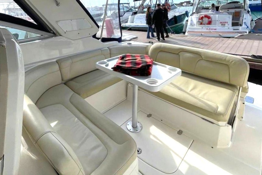 Катер Монтерей Аренда Яхты в Сочи Яхтанаморе YACHTNAMORE