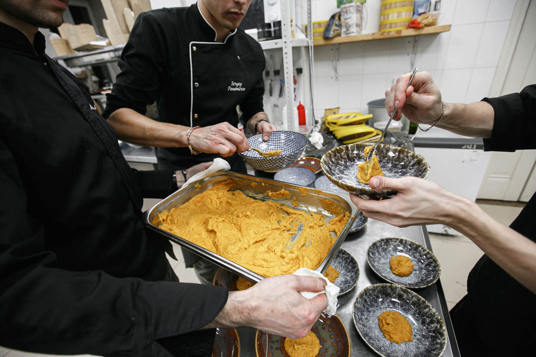 Гастроужин в ресторане Гонг Челябинск