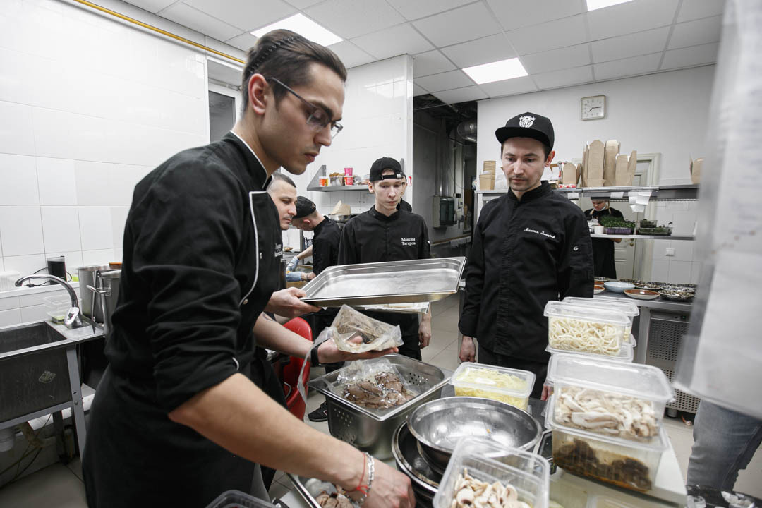 Гастроужин в ресторане Гонг Челябинск