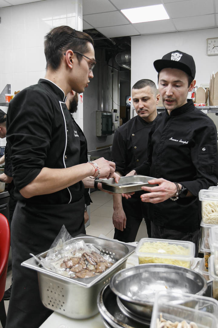 Гастроужин в ресторане Гонг Челябинск