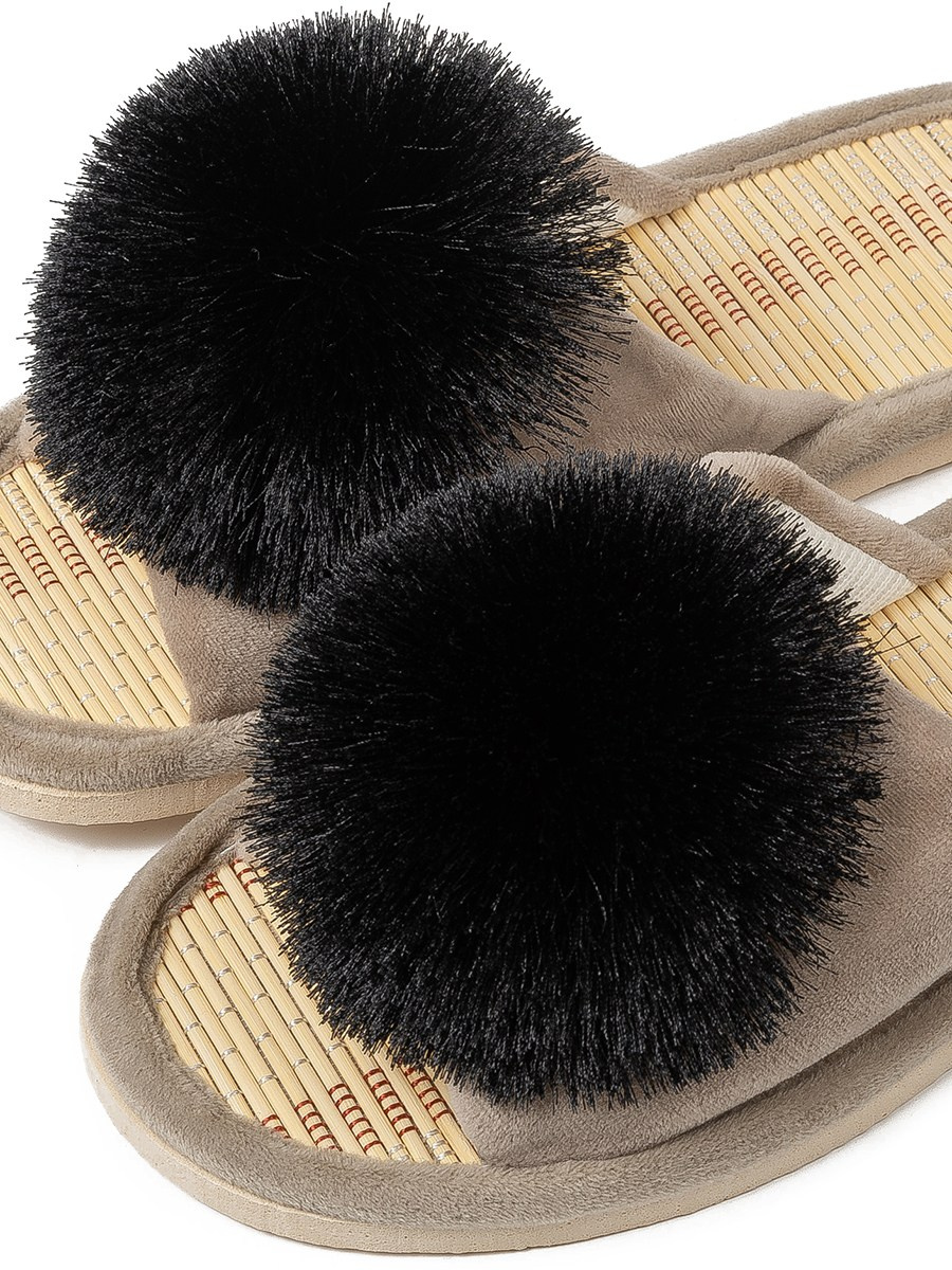 Обувь. Фотограф Юлия Зимина