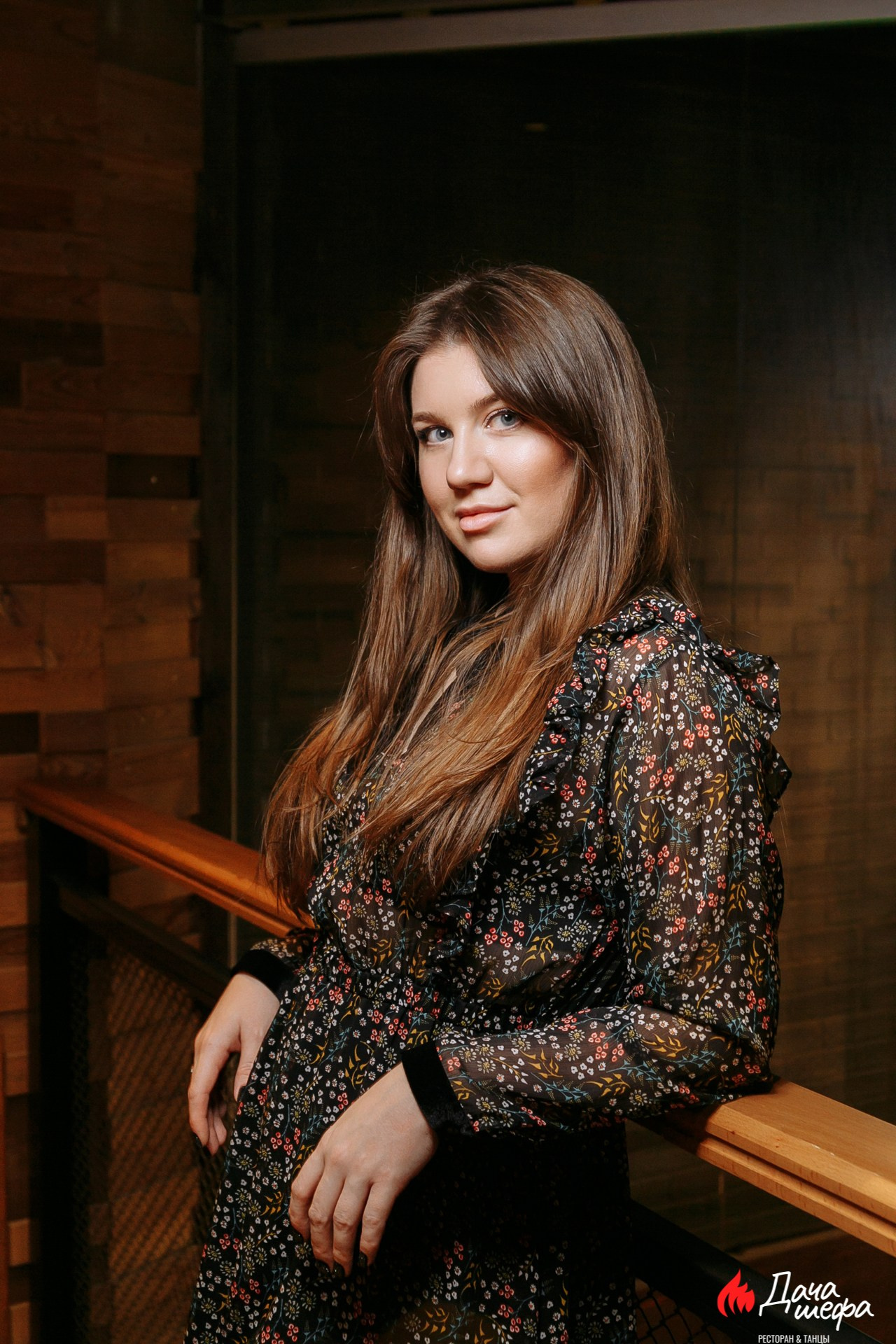 Вечер пятницы в ресторане Дача шефа. Событийный фотограф Максим Бескоровайновнов