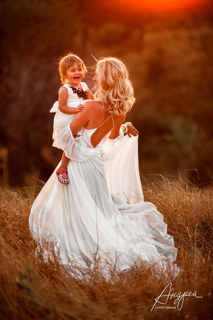 Семейная закатная фотосессия. Свадебный и семейный фотограф в Ростове-на-Дону. Андрей Сайфутдинов