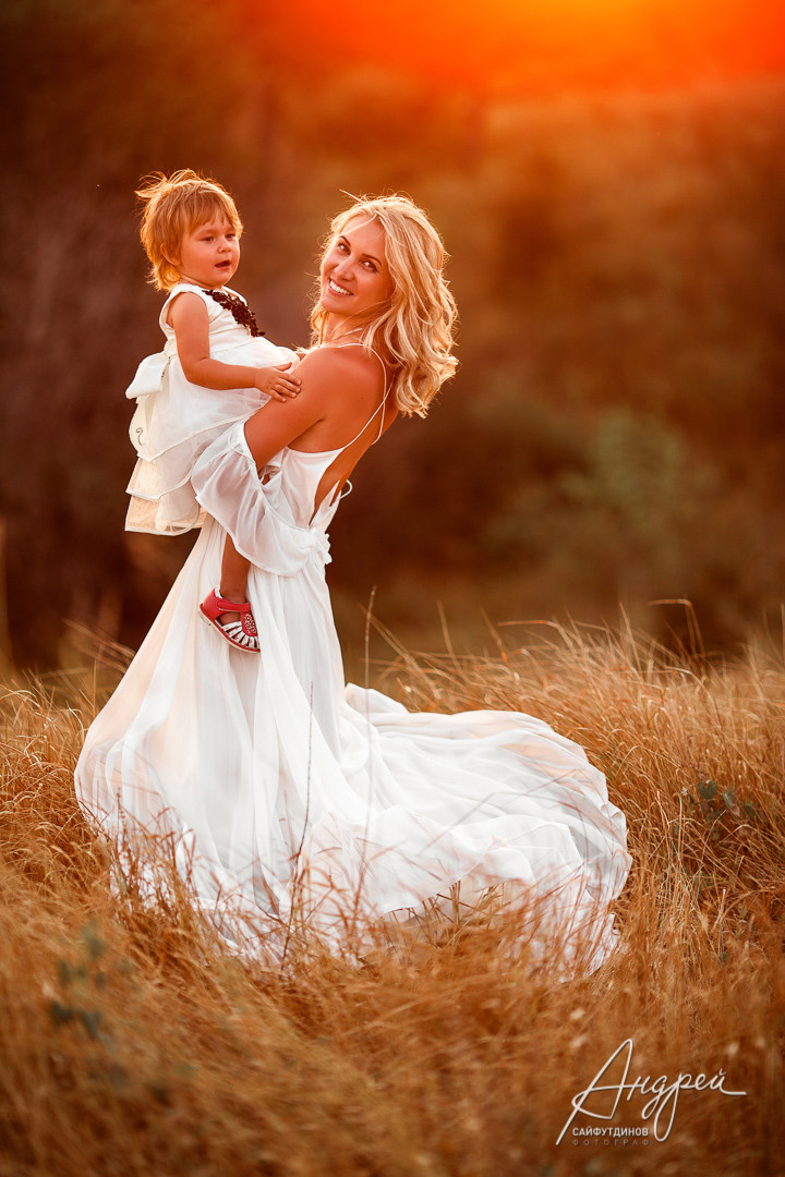 Семейная закатная фотосессия. Свадебный и семейный фотограф в Ростове-на-Дону. Андрей Сайфутдинов