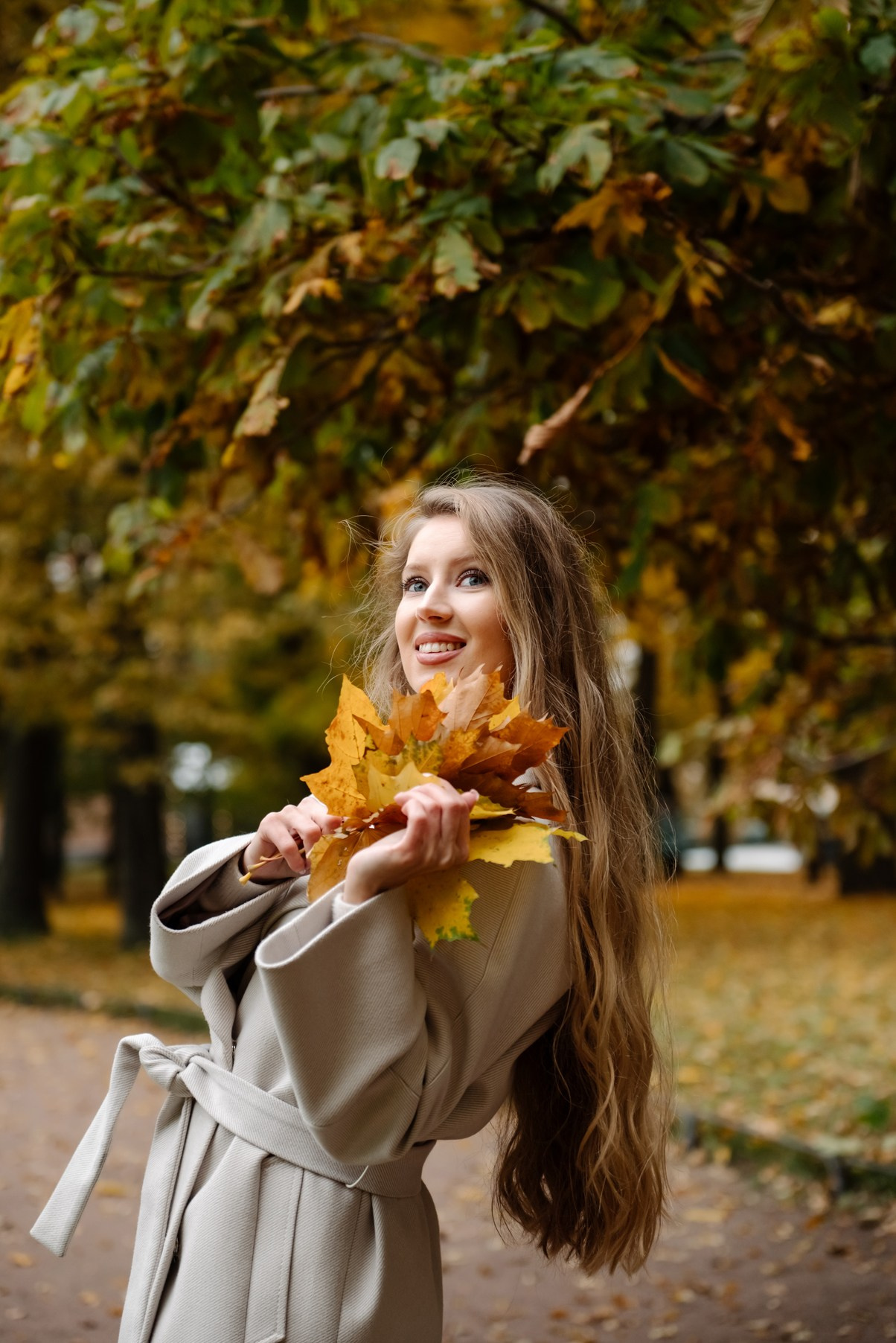 Осенняя фотосессия в Питере в Михайловском саду. Свадебный и сеейный фотограф в Санкт-Петербурге Елена Худякова